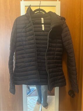LULULEMON - Lightweight Quilted Packable Jacket - Black
